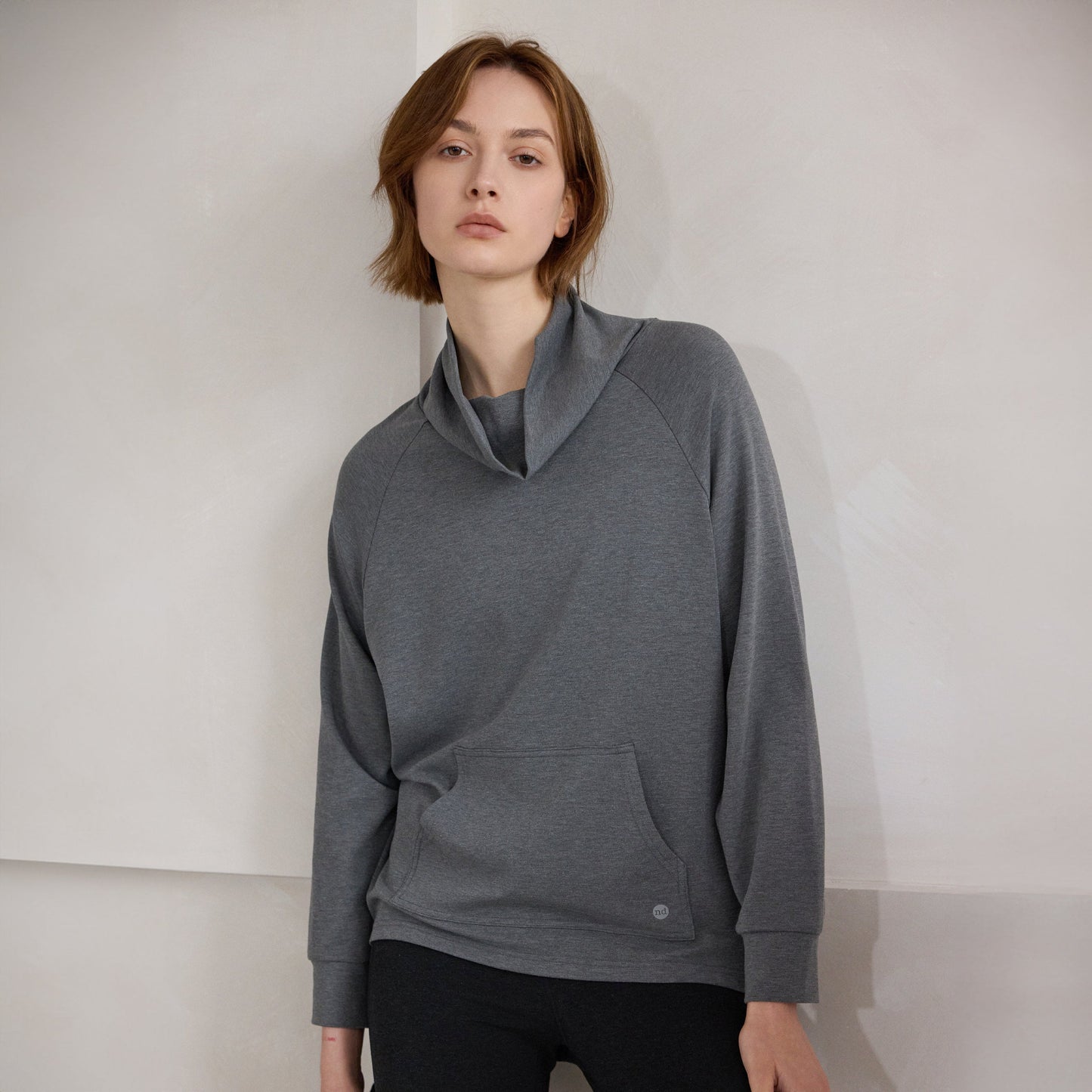 Women's Basics Back Pleated Sweatshirt