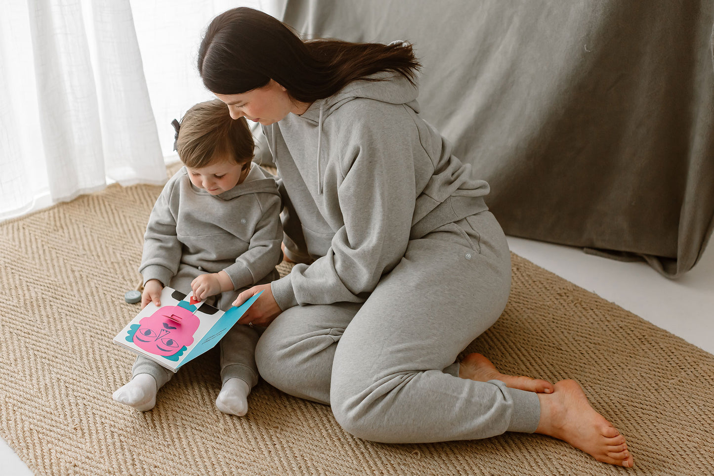 Women's Basics Side Seam Sweatpants