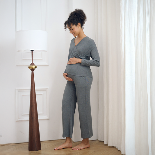 Nest Bump Women's Knit V-Neck Nursing Top