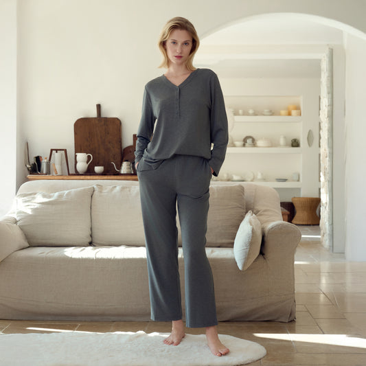 Nest Bump Long Sleeve Women's Nursing PJ Set